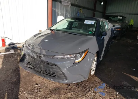 2026 Toyota Corolla Le z USA, uszkodzony, nr VIN 5YFB4MDE9TP373218